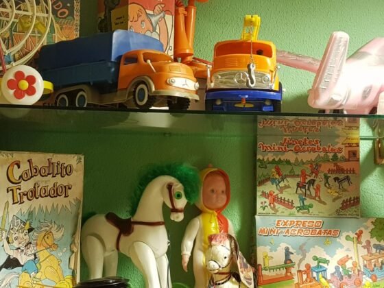 Juguetes de Madera, De Plástico y Cosmética Infantil