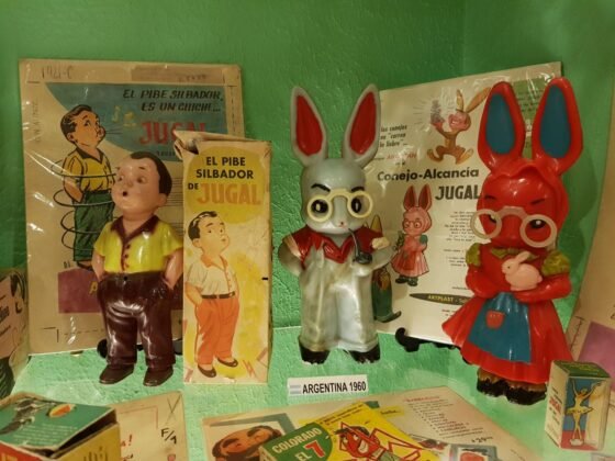 Juguetes de Madera, De Plástico y Cosmética Infantil